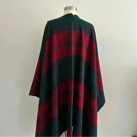 Johnstons Of Elgin Cashmere+ Wool Plaid Poncho One Size - Picture 4 of 13